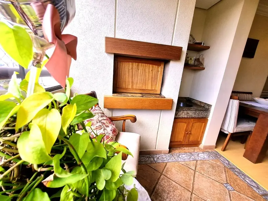 Foto 9 de Apartamento com 3 quartos à venda, 96m2 em Chácara das Pedras, Porto Alegre - RS