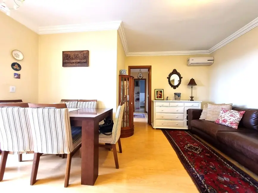 Foto 2 de Apartamento com 3 quartos à venda, 96m2 em Chácara das Pedras, Porto Alegre - RS