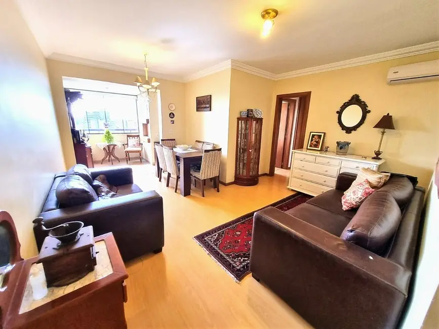 Foto 5 de Apartamento com 3 quartos à venda, 96m2 em Chácara das Pedras, Porto Alegre - RS