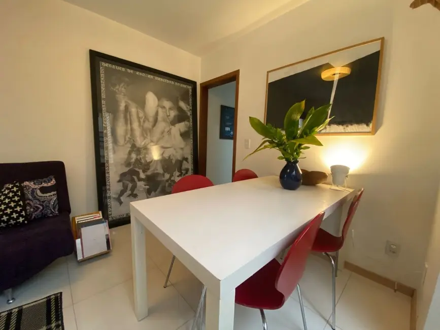 Foto 2 de Apartamento com 2 quartos à venda, 77m2 em Higienópolis, Porto Alegre - RS