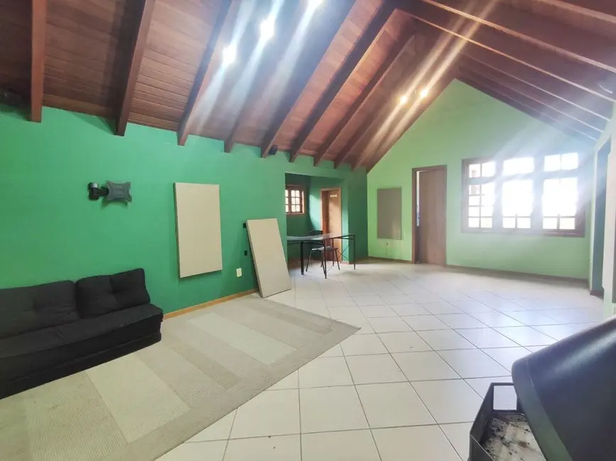 Casa com 2 quartos à venda, 194m2 em Jardim Botânico, Porto Alegre - RS - imagem 9 Foto 9 de Casa com 2 quartos à venda, 194m2 em Jardim Botânico, Porto Alegre - RS