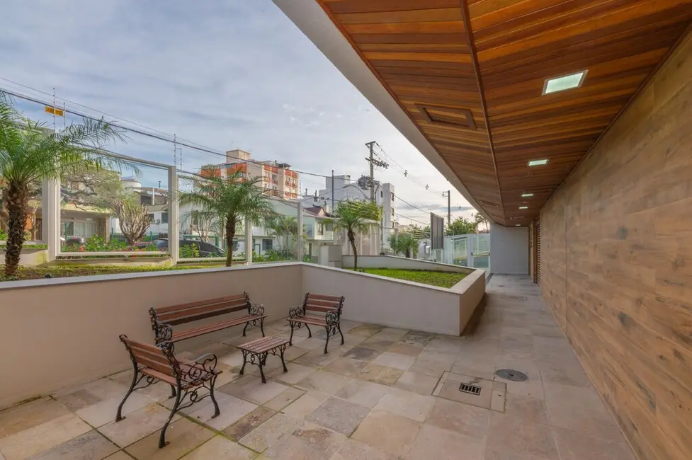 Apartamento com 2 quartos à venda, 72m2 em Menino Deus, Porto Alegre - RS - imagem 3 Foto 3 de Apartamento com 2 quartos à venda, 72m2 em Menino Deus, Porto Alegre - RS