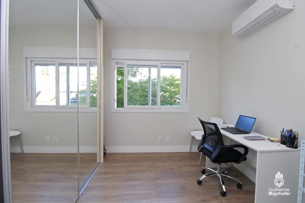 Apartamento com 3 quartos à venda, 99m2 em Menino Deus, Porto Alegre - RS - imagem 6 Foto 6 de Apartamento com 3 quartos à venda, 99m2 em Menino Deus, Porto Alegre - RS