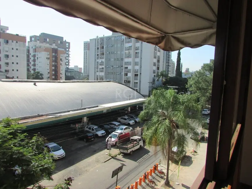 Apartamento com 2 quartos à venda, 86m2 em Menino Deus, Porto Alegre - RS - imagem 6 Foto 6 de Apartamento com 2 quartos à venda, 86m2 em Menino Deus, Porto Alegre - RS