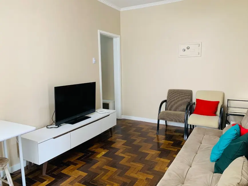 Foto 2 de Apartamento com 2 quartos à venda, 69m2 em Moinhos de Vento, Porto Alegre - RS