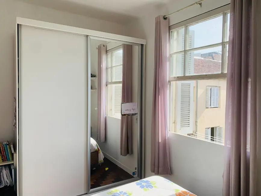 Foto 6 de Apartamento com 2 quartos à venda, 69m2 em Moinhos de Vento, Porto Alegre - RS