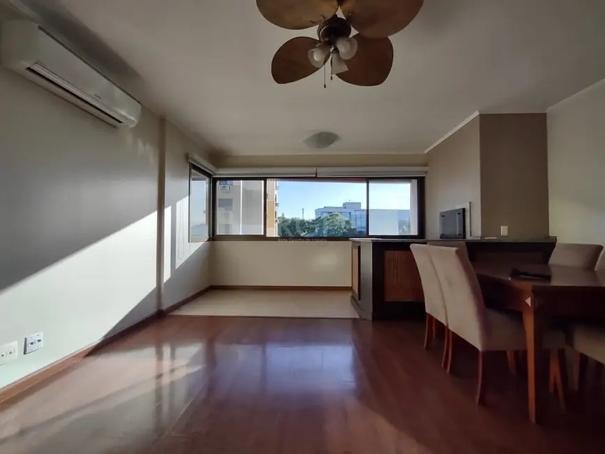 Foto 6 de Apartamento com 3 quartos à venda, 90m2 em Cristal, Porto Alegre - RS