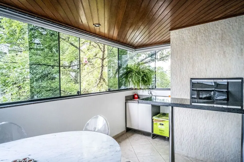 Apartamento com 2 quartos à venda, 80m2 em Petrópolis, Porto Alegre - RS - imagem 9 Foto 9 de Apartamento com 2 quartos à venda, 80m2 em Petrópolis, Porto Alegre - RS