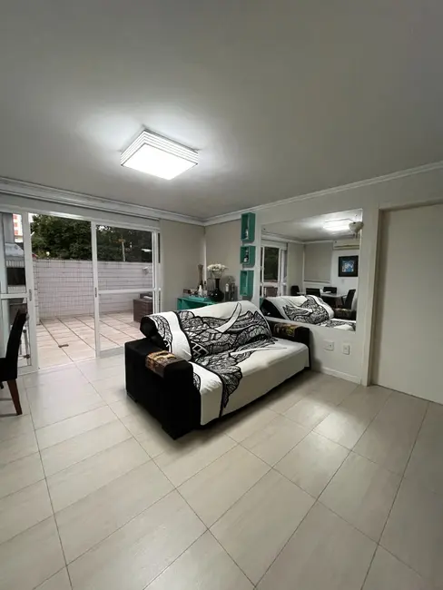 Foto 8 de Apartamento com 1 quarto à venda, 101m2 em Petrópolis, Porto Alegre - RS