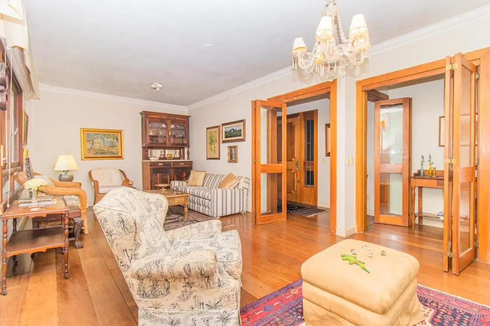 Foto 9 de Apartamento com 3 quartos à venda, 202m2 em Petrópolis, Porto Alegre - RS