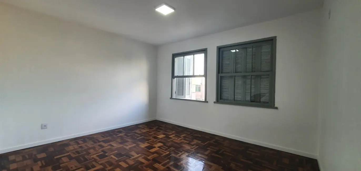 Foto 8 de Apartamento com 2 quartos à venda, 77m2 em Petrópolis, Porto Alegre - RS