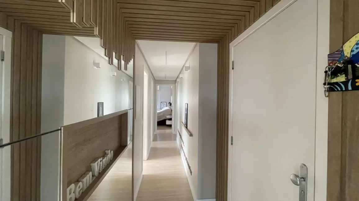 Apartamento com 3 quartos à venda, 93m2 em Petrópolis, Porto Alegre - RS - imagem 5 Foto 5 de Apartamento com 3 quartos à venda, 93m2 em Petrópolis, Porto Alegre - RS