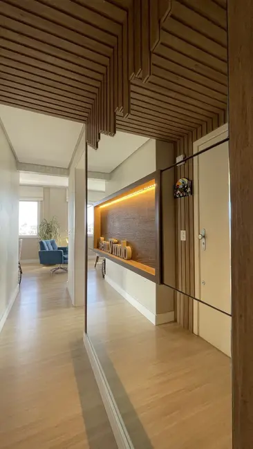 Apartamento com 3 quartos à venda, 93m2 em Petrópolis, Porto Alegre - RS - imagem 6 Foto 6 de Apartamento com 3 quartos à venda, 93m2 em Petrópolis, Porto Alegre - RS