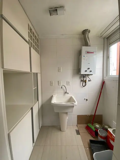 Apartamento com 2 quartos à venda, 100m2 em Petrópolis, Porto Alegre - RS - imagem 6 Foto 6 de Apartamento com 2 quartos à venda, 100m2 em Petrópolis, Porto Alegre - RS