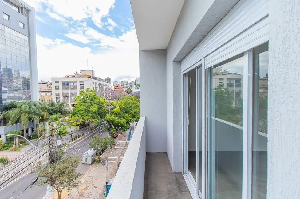 Foto 1 de Apartamento com 2 quartos à venda, 80m2 em Mont Serrat, Porto Alegre - RS