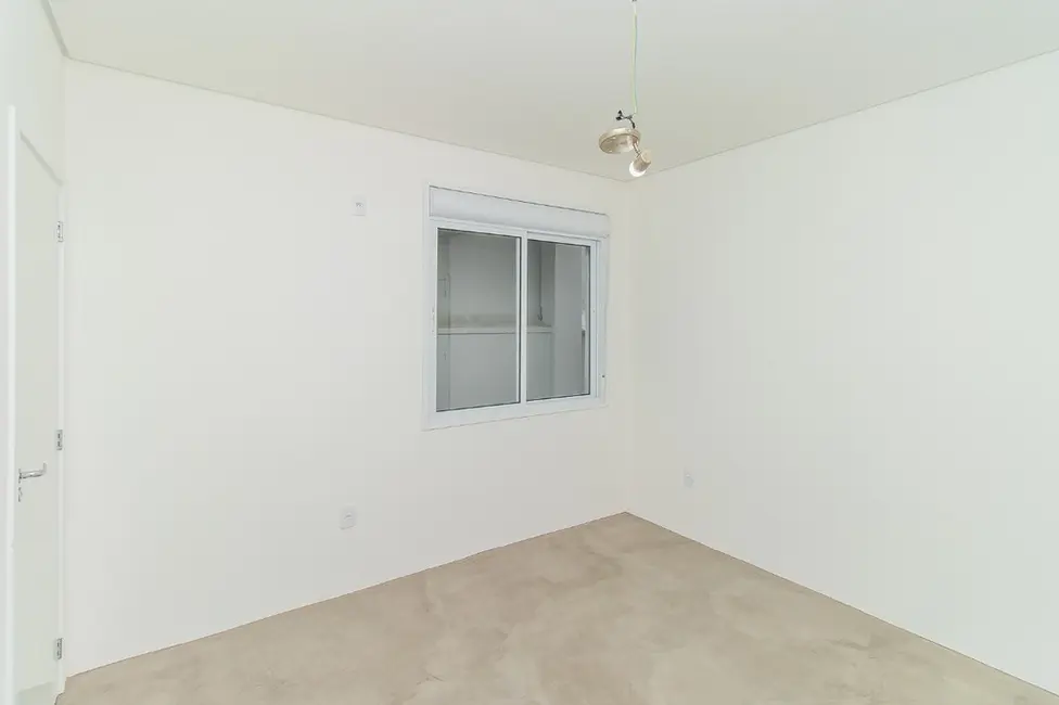 Apartamento com 3 quartos à venda, 110m2 em Mont Serrat, Porto Alegre - RS - imagem 9 Foto 9 de Apartamento com 3 quartos à venda, 110m2 em Mont Serrat, Porto Alegre - RS