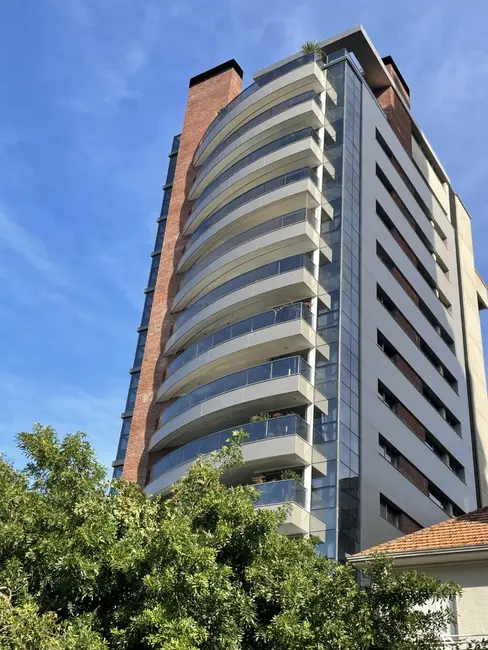 Apartamento com 3 quartos à venda, 330m2 em Moinhos de Vento, Porto Alegre - RS - imagem 3 Foto 3 de Apartamento com 3 quartos à venda, 330m2 em Moinhos de Vento, Porto Alegre - RS