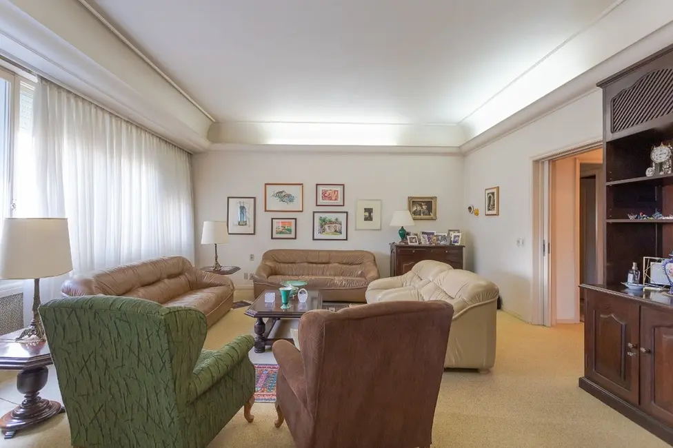 Apartamento com 3 quartos à venda, 231m2 em Moinhos de Vento, Porto Alegre - RS - imagem 3 Foto 3 de Apartamento com 3 quartos à venda, 231m2 em Moinhos de Vento, Porto Alegre - RS