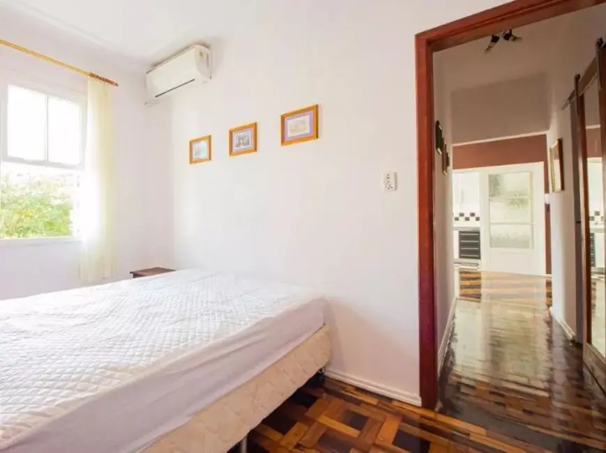 Apartamento com 2 quartos à venda, 51m2 em Moinhos de Vento, Porto Alegre - RS - imagem 9 Foto 9 de Apartamento com 2 quartos à venda, 51m2 em Moinhos de Vento, Porto Alegre - RS