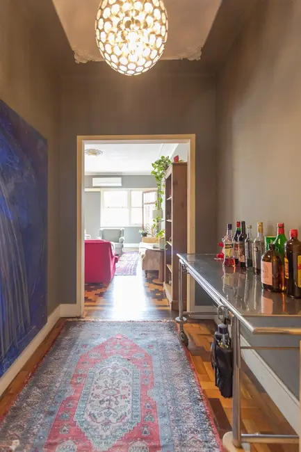 Apartamento com 2 quartos à venda, 115m2 em Rio Branco, Porto Alegre - RS - imagem 4 Foto 4 de Apartamento com 2 quartos à venda, 115m2 em Rio Branco, Porto Alegre - RS