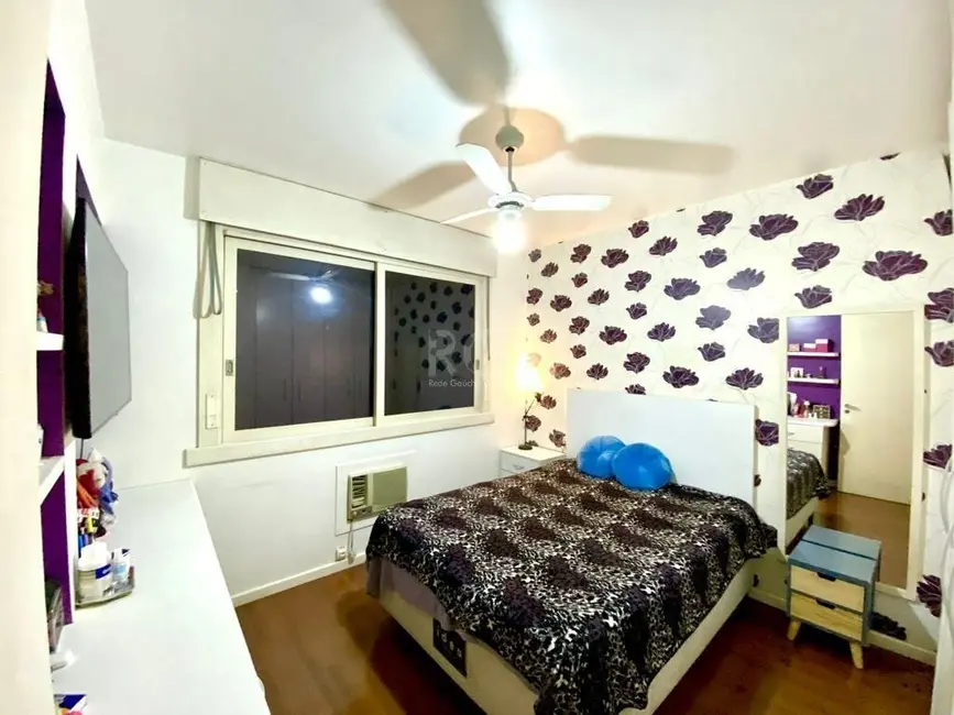 Foto 7 de Apartamento com 3 quartos à venda, 106m2 em Rio Branco, Porto Alegre - RS