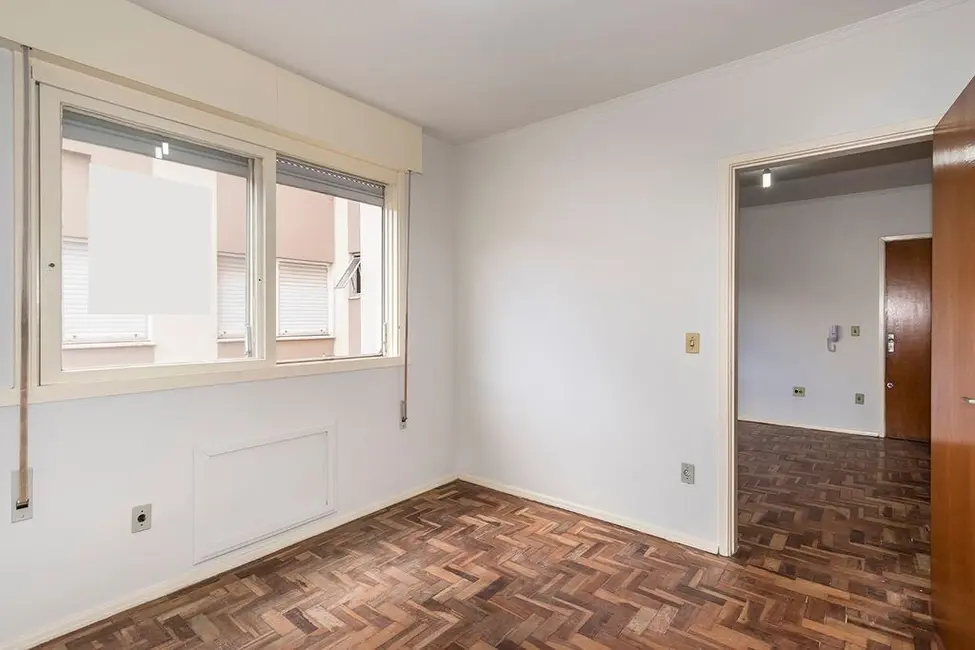 Foto 8 de Apartamento com 1 quarto à venda, 42m2 em Rio Branco, Porto Alegre - RS