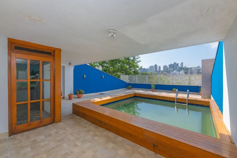 Foto 3 de Cobertura com 6 quartos à venda, 554m2 em Santa Cecília, Porto Alegre - RS