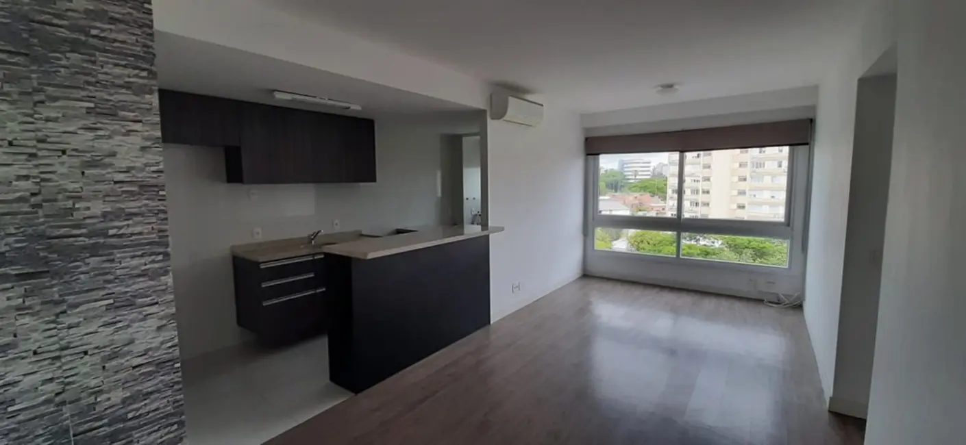 Foto 3 de Apartamento com 2 quartos à venda, 68m2 em Santana, Porto Alegre - RS