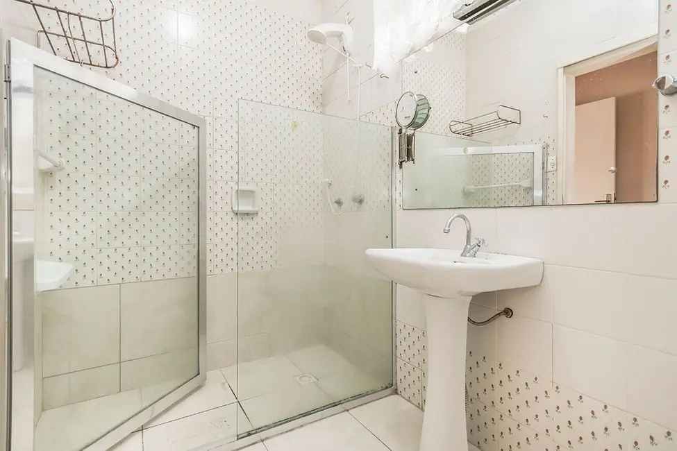 Apartamento com 2 quartos à venda, 75m2 em Santana, Porto Alegre - RS - imagem 7 Foto 7 de Apartamento com 2 quartos à venda, 75m2 em Santana, Porto Alegre - RS