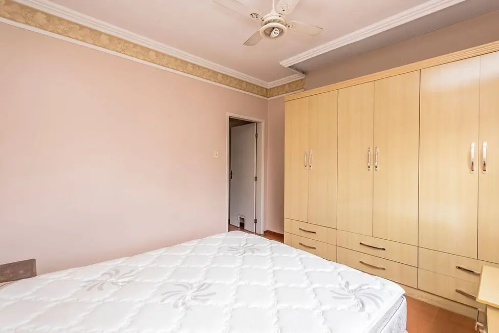 Apartamento com 2 quartos à venda, 75m2 em Santana, Porto Alegre - RS - imagem 5 Foto 5 de Apartamento com 2 quartos à venda, 75m2 em Santana, Porto Alegre - RS