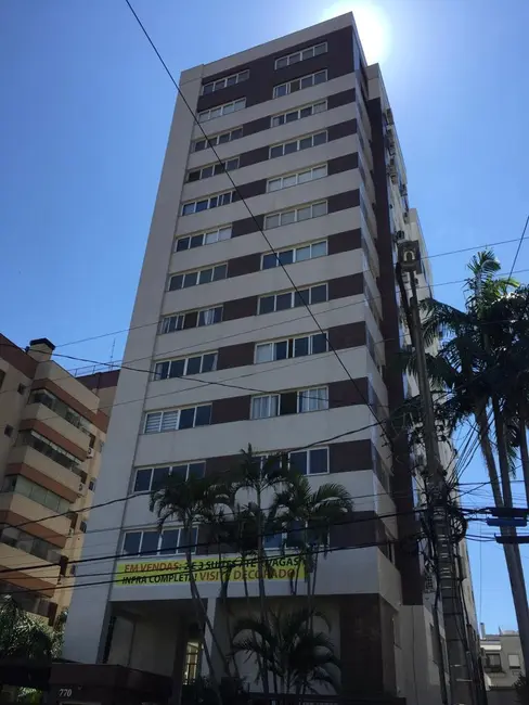 Foto 1 de Apartamento com 2 quartos à venda, 80m2 em Santana, Porto Alegre - RS