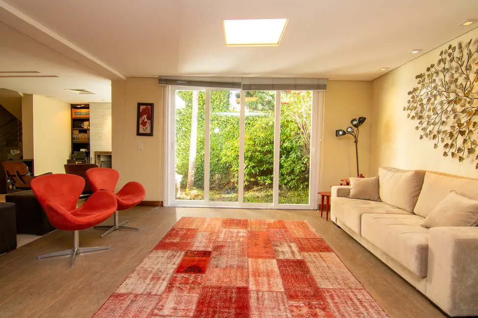 Casa com 4 quartos à venda, 438m2 em Três Figueiras, Porto Alegre - RS - imagem 7 Foto 7 de Casa com 4 quartos à venda, 438m2 em Três Figueiras, Porto Alegre - RS