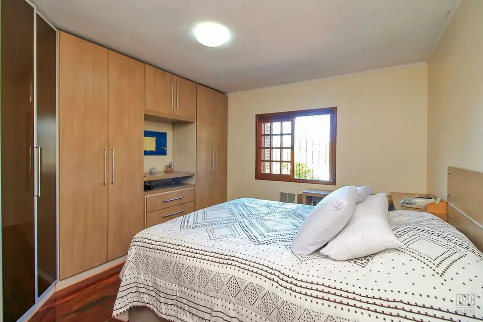 Foto 7 de Casa com 3 quartos à venda, 205m2 em Tristeza, Porto Alegre - RS