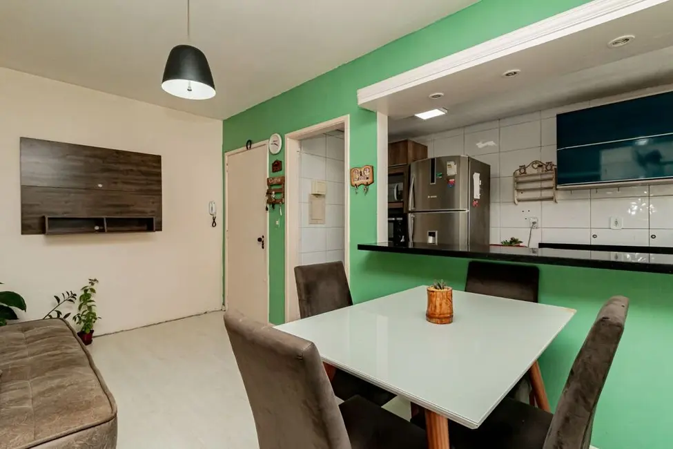 Apartamento com 2 quartos à venda, 55m2 em Teresópolis, Porto Alegre - RS - imagem 5 Foto 5 de Apartamento com 2 quartos à venda, 55m2 em Teresópolis, Porto Alegre - RS