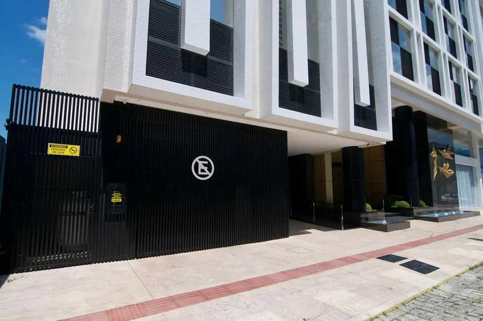 Foto 2 de Kitnet com 4 quartos à venda, 153m2 em Centro, Balneario Camboriu - SC