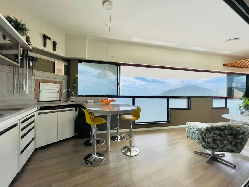 Apartamento com 4 quartos à venda, 219m2 em Centro, Balneario Camboriu - SC - imagem 3 Foto 3 de Apartamento com 4 quartos à venda, 219m2 em Centro, Balneario Camboriu - SC