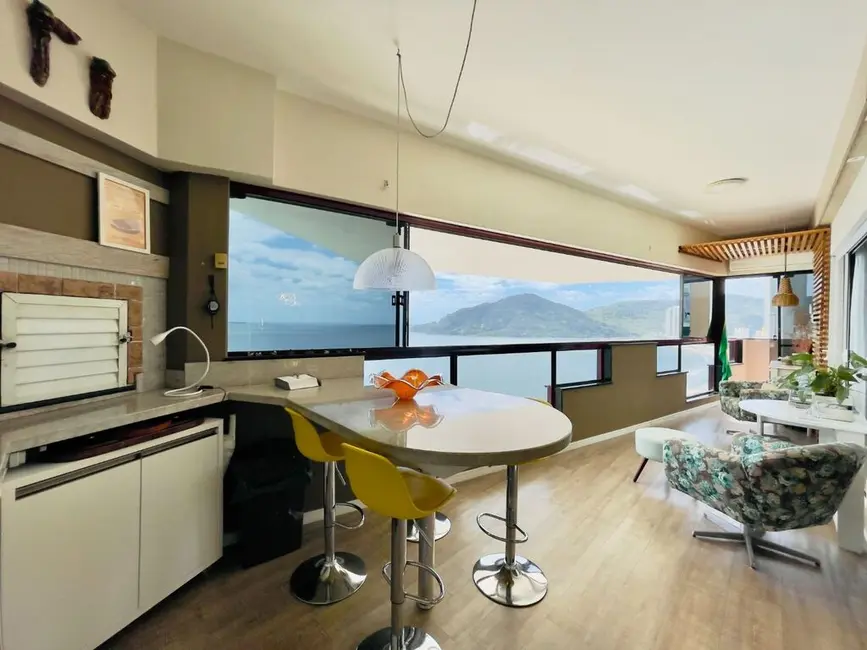 Apartamento com 4 quartos à venda, 219m2 em Centro, Balneario Camboriu - SC - imagem 4 Foto 4 de Apartamento com 4 quartos à venda, 219m2 em Centro, Balneario Camboriu - SC