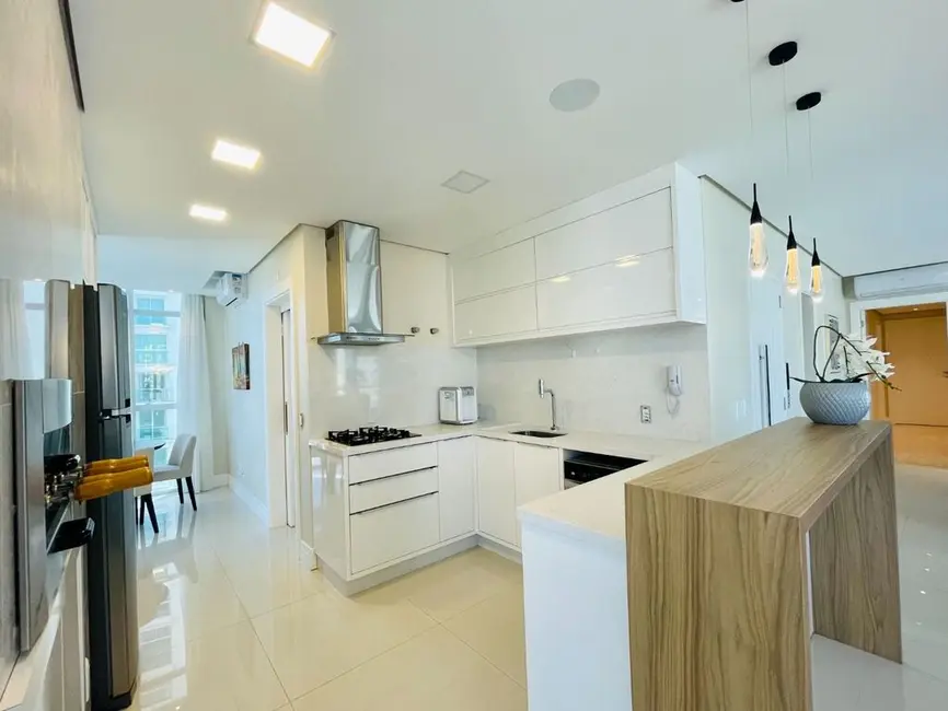 Apartamento com 4 quartos à venda, 145m2 em Centro, Balneario Camboriu - SC - imagem 9 Foto 9 de Apartamento com 4 quartos à venda, 145m2 em Centro, Balneario Camboriu - SC