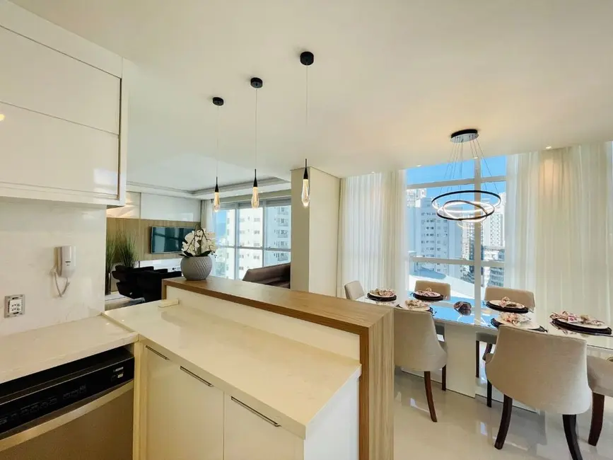 Apartamento com 4 quartos à venda, 145m2 em Centro, Balneario Camboriu - SC - imagem 8 Foto 8 de Apartamento com 4 quartos à venda, 145m2 em Centro, Balneario Camboriu - SC