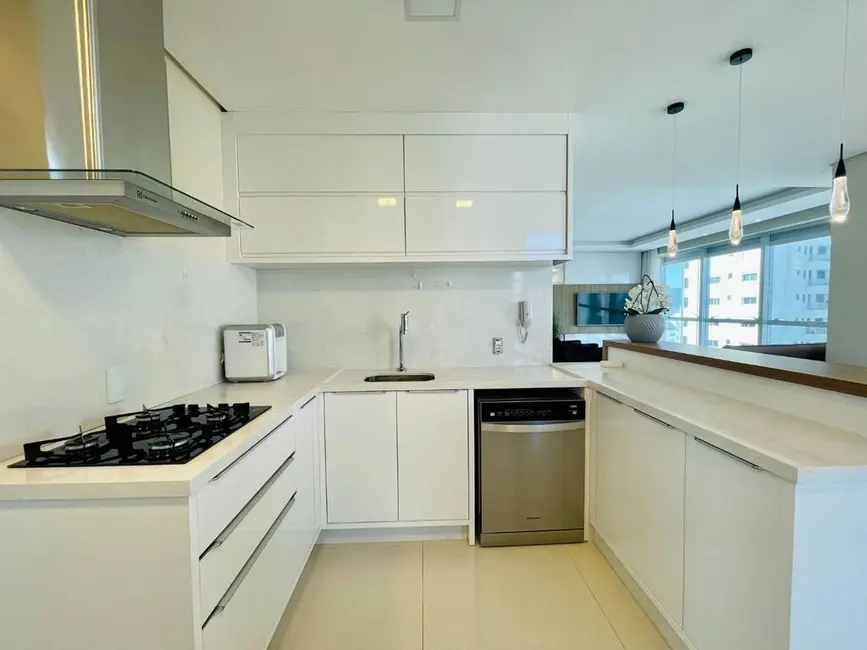 Apartamento com 4 quartos à venda, 145m2 em Centro, Balneario Camboriu - SC - imagem 7 Foto 7 de Apartamento com 4 quartos à venda, 145m2 em Centro, Balneario Camboriu - SC