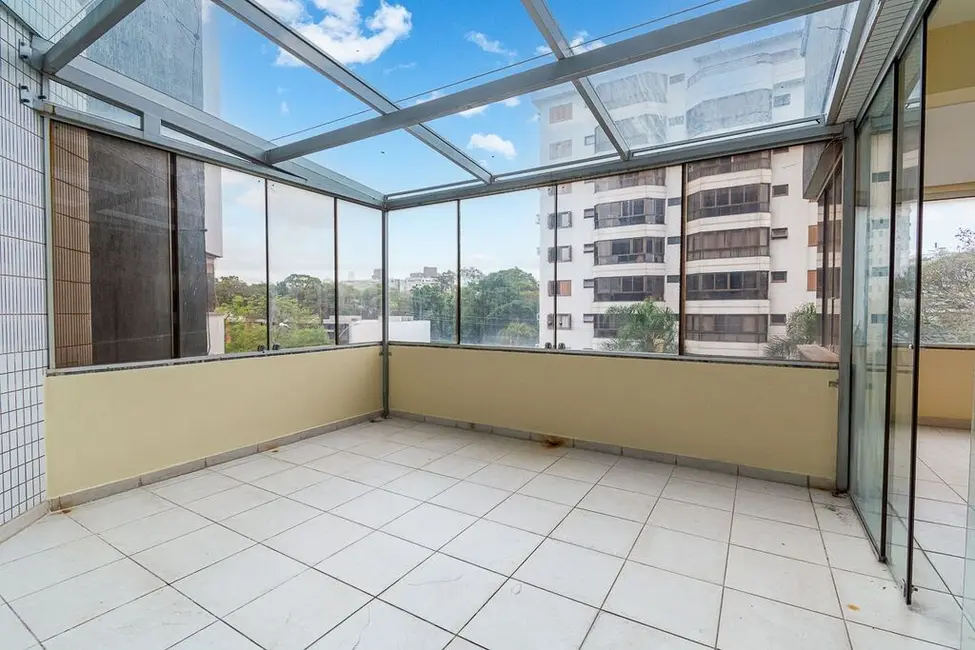 Apartamento com 3 quartos à venda, 220m2 em Centro, Canoas - RS - imagem 9 Foto 9 de Apartamento com 3 quartos à venda, 220m2 em Centro, Canoas - RS