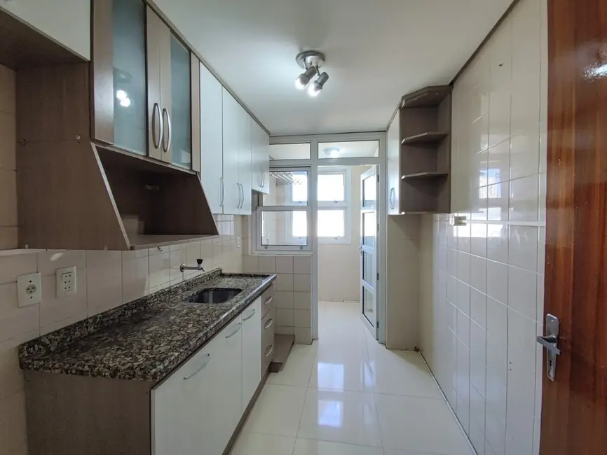 Apartamento com 3 quartos à venda, 81m2 em Centro, Canoas - RS - imagem 8 Foto 8 de Apartamento com 3 quartos à venda, 81m2 em Centro, Canoas - RS