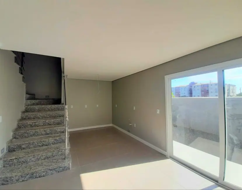 Casa com 3 quartos à venda, 118m2 em Estância Velha, Canoas - RS - imagem 7 Foto 7 de Casa com 3 quartos à venda, 118m2 em Estância Velha, Canoas - RS
