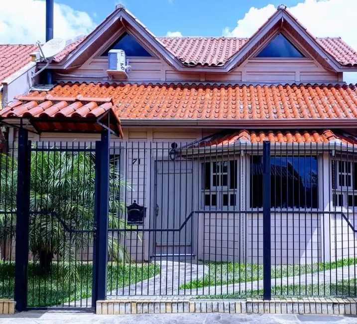 Foto 1 de Casa com 3 quartos à venda, 131m2 em Estância Velha, Canoas - RS