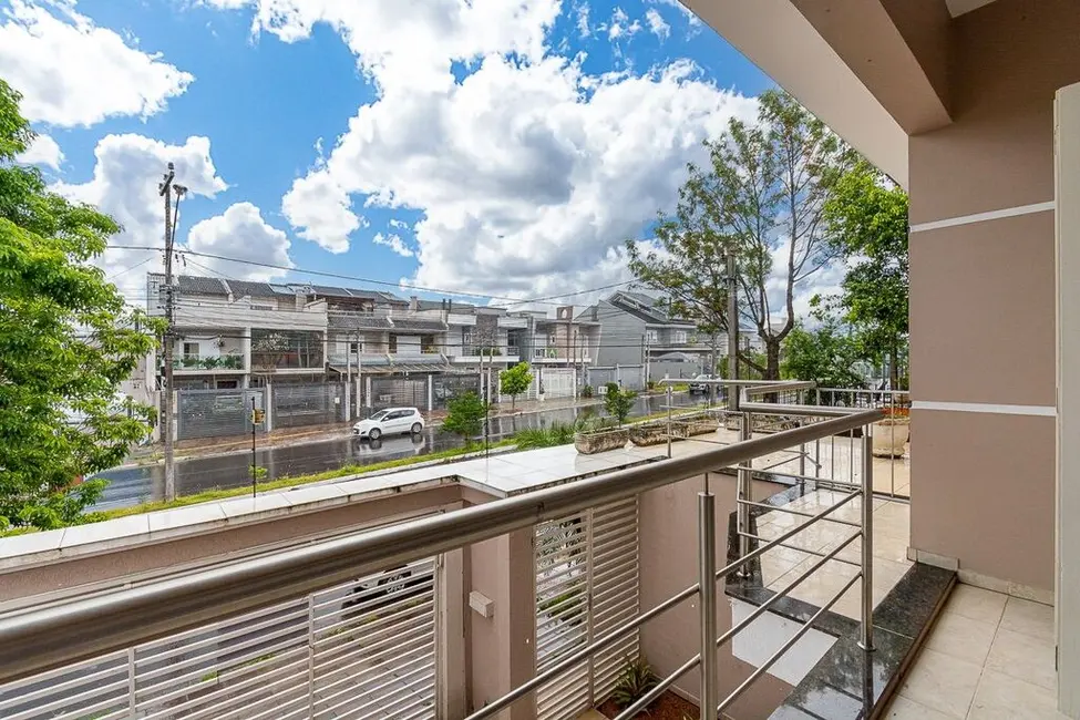 Casa com 3 quartos à venda, 271m2 em Estância Velha, Canoas - RS - imagem 3 Foto 3 de Casa com 3 quartos à venda, 271m2 em Estância Velha, Canoas - RS