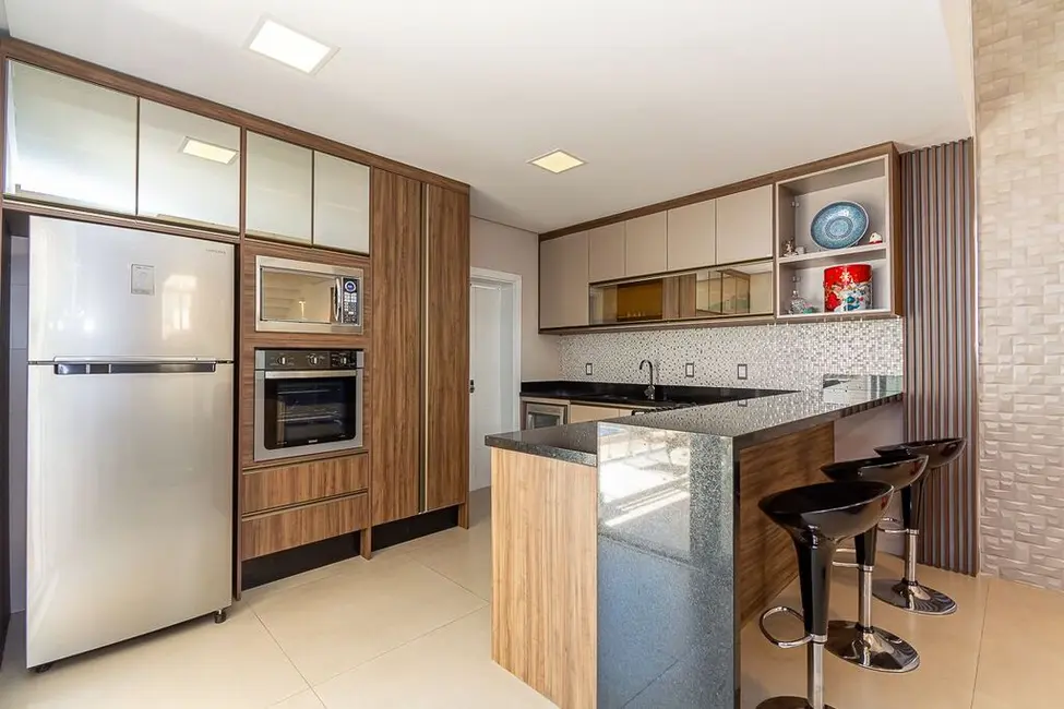 Casa com 3 quartos à venda, 200m2 em Estância Velha, Canoas - RS - imagem 7 Foto 7 de Casa com 3 quartos à venda, 200m2 em Estância Velha, Canoas - RS