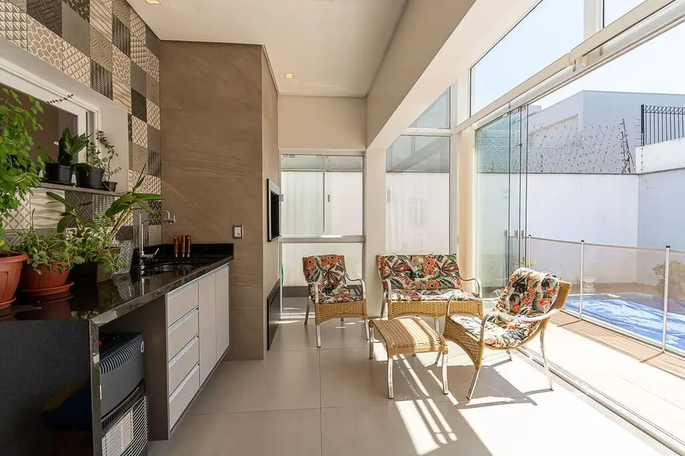 Casa com 3 quartos à venda, 200m2 em Estância Velha, Canoas - RS - imagem 8 Foto 8 de Casa com 3 quartos à venda, 200m2 em Estância Velha, Canoas - RS