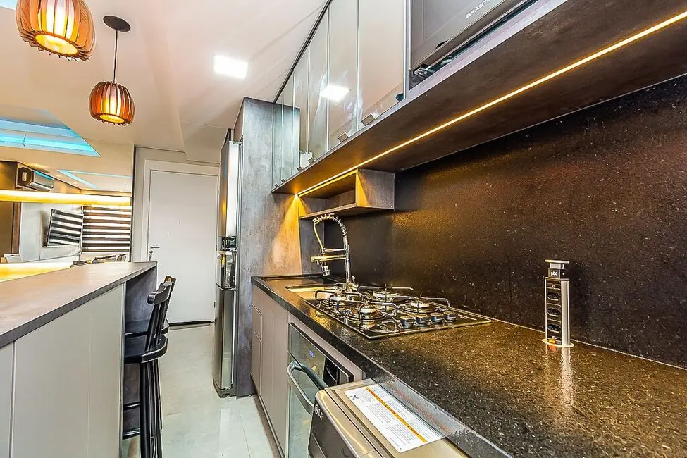 Apartamento com 2 quartos à venda, 50m2 em Fátima, Canoas - RS - imagem 5 Foto 5 de Apartamento com 2 quartos à venda, 50m2 em Fátima, Canoas - RS