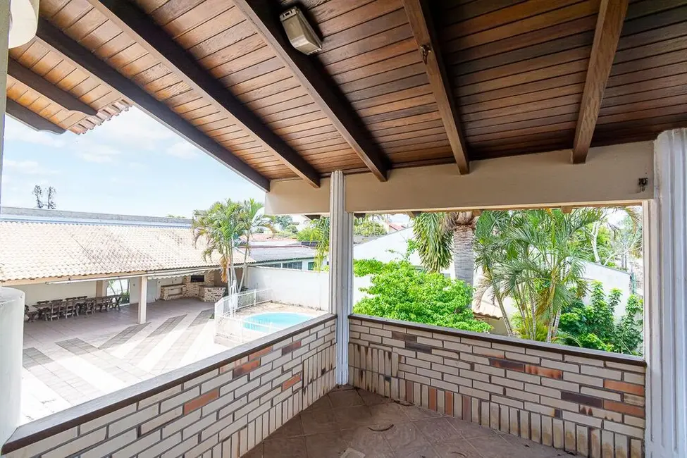 Casa com 4 quartos à venda, 387m2 em Igara, Canoas - RS - imagem 7 Foto 7 de Casa com 4 quartos à venda, 387m2 em Igara, Canoas - RS
