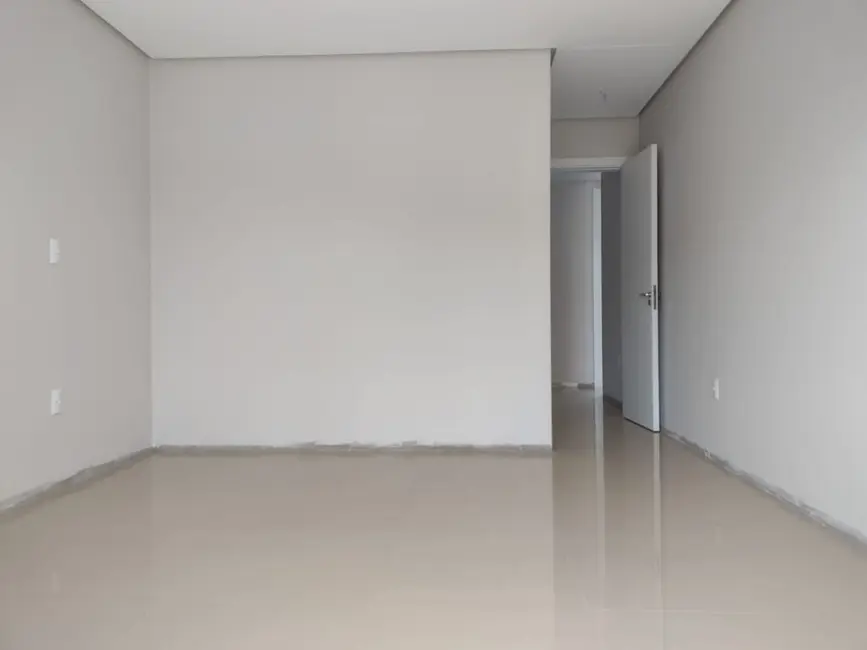 Casa com 3 quartos à venda, 93m2 em Igara, Canoas - RS - imagem 9 Foto 9 de Casa com 3 quartos à venda, 93m2 em Igara, Canoas - RS